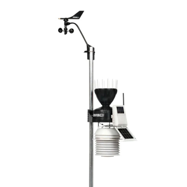 Wireless Vantage Pro2 weather station with 24-Hour Fan Aspirated Radiation Shield