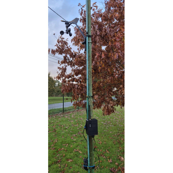 Anémomètre-girouette connecté et autonome